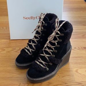 See By Chloe NIB Eileen Shearling-Lined Wedge Hiker Booties (38)